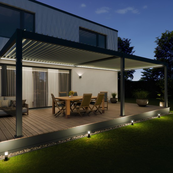 Pergola bioclimatique aluminium adossée 32m² - 4x8m - kit led inclus - anthracite - 50 lames en aluminium a 120 degrés - halo