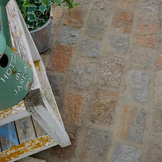 Pavé porphyre multicouleur 20x14x4-6 cm (vendu au m²) - ro'ma nature