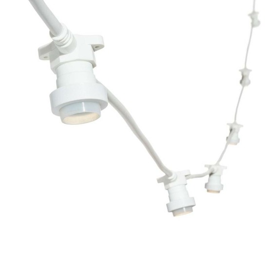 Guirlande guinguette câble blanc luxa 5m 8 douilles e27 prolongeable ip44 230v lotti