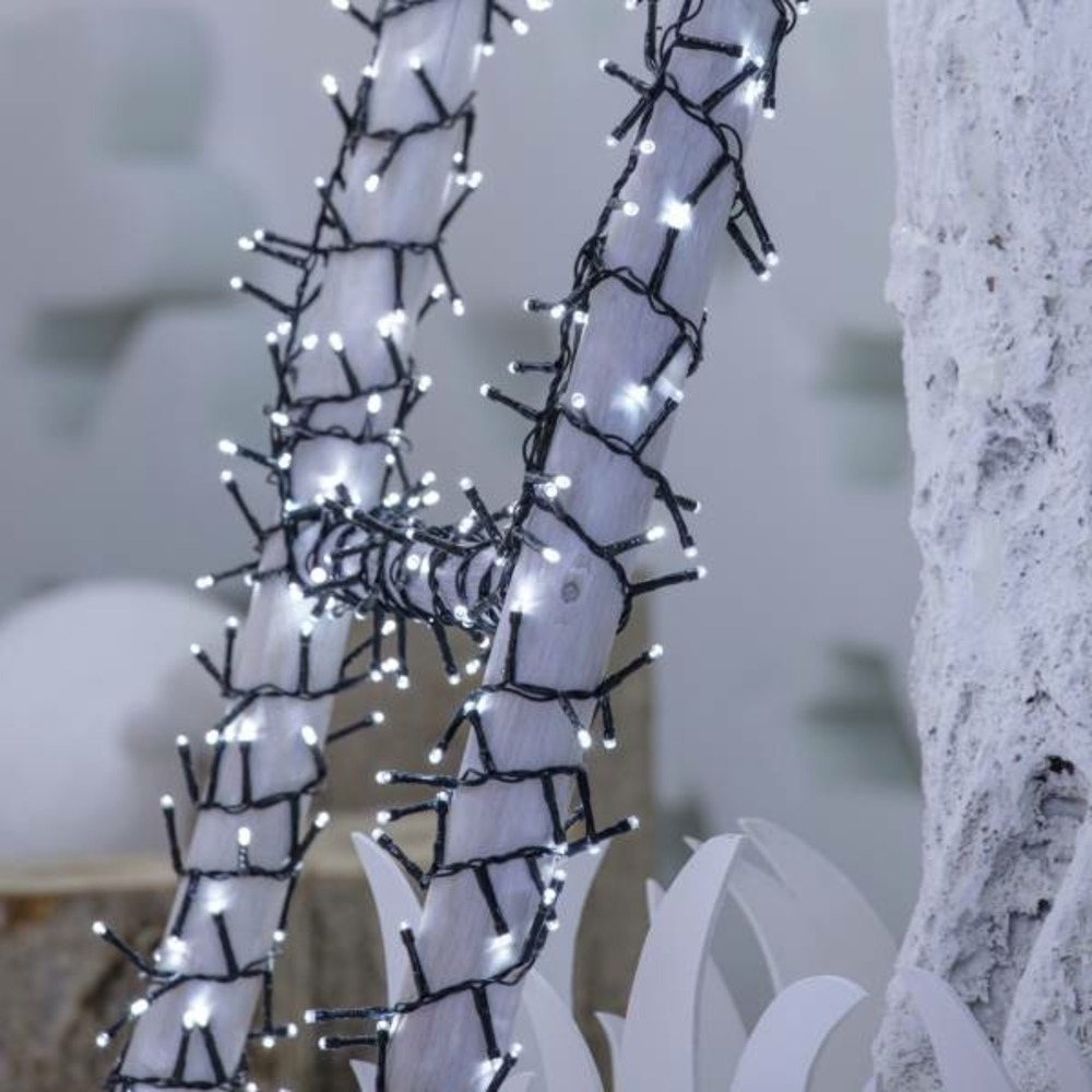 Guirlande 30m 1500 led mini boa blanc froid minuteur 8 programmes câble vert foncé lotti