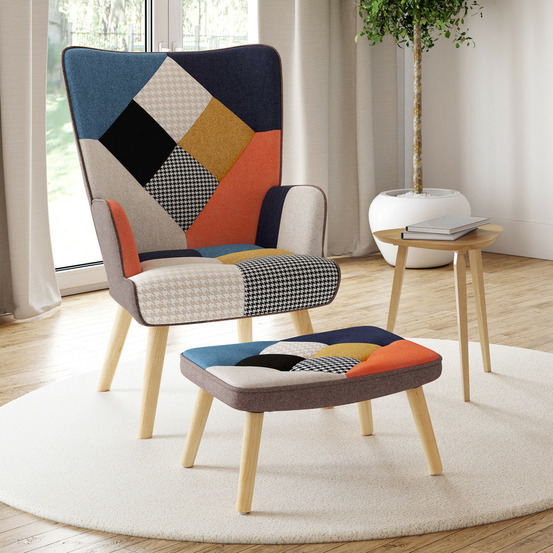 Fauteuil scandinave ivar avec repose pieds en tissu patchwork multicouleurs et imprimé pied de poule