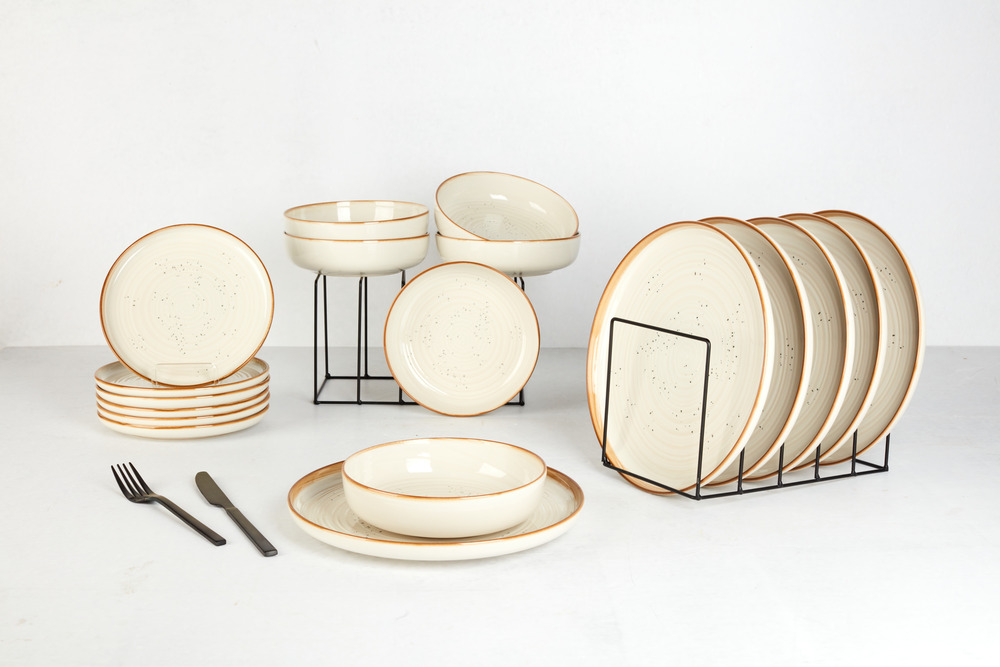 Cosy & trendy Service en Grès baltic vanilla 18 pièces, 6 personnes