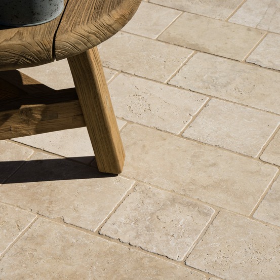 Pavé travertin beige nuancé longueur libre x15,25x3 cm (vendu au m²) - ro'ma nature