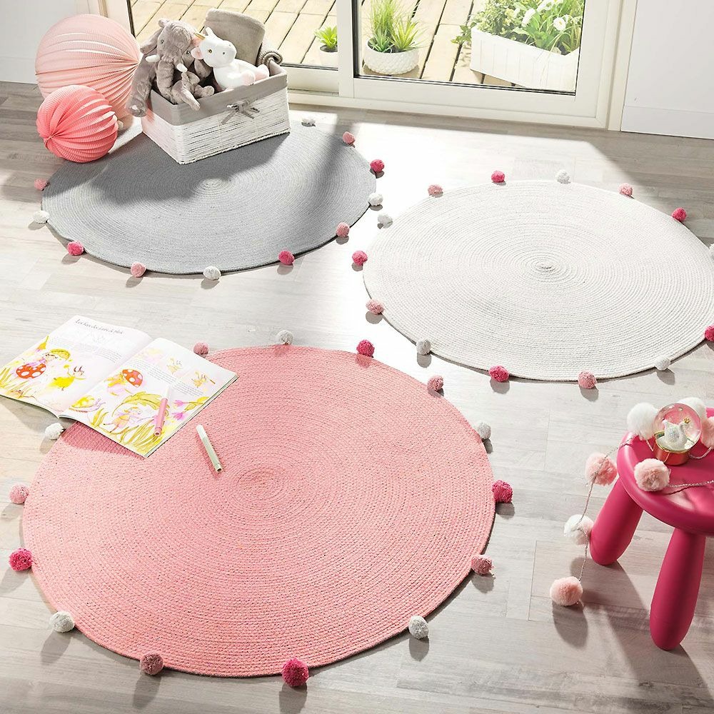 Douceur d'intérieur - tapis pompomparty