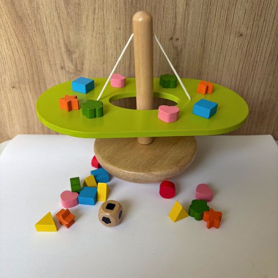 Jeu du balancier coloré en bois