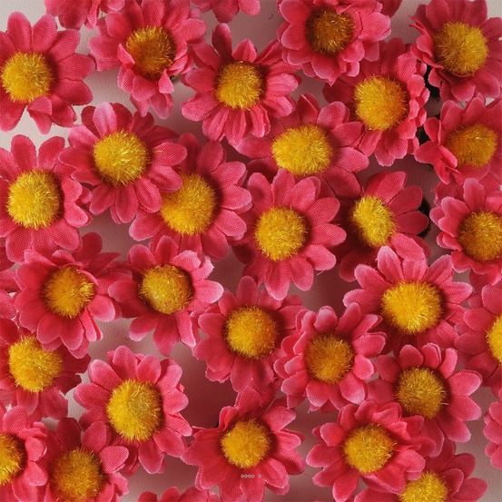 Tetes de marguerite artificielles Fuschia
