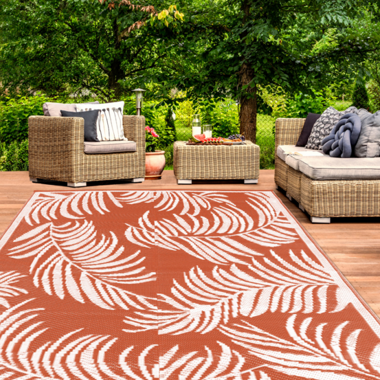 Tapis extérieur coco tropical terracotta et blanc 270 x 470 cm