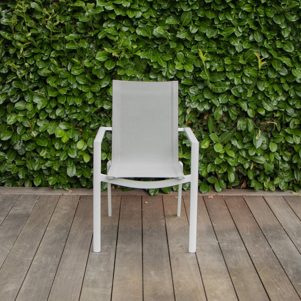 Fauteuil whitestar structure aluminium blanche, assise textilène gris clair