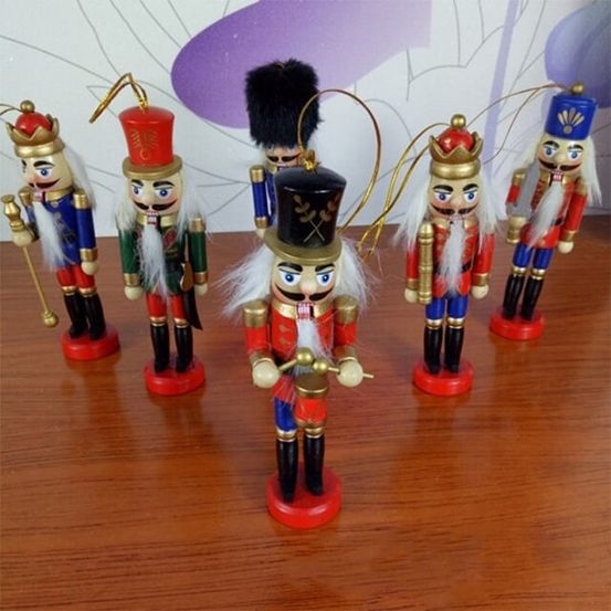 Casse noisette de noël - personnages de la cour royale