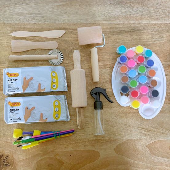 Kit argile blanche + outils de cuisine pour enfants