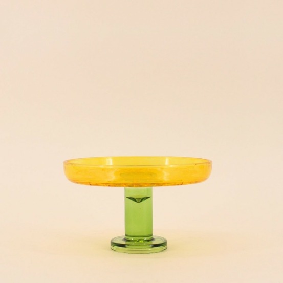 Coupe sur pied bicolore en verre taillé 17x10cm