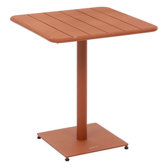 Table de jardin carrée