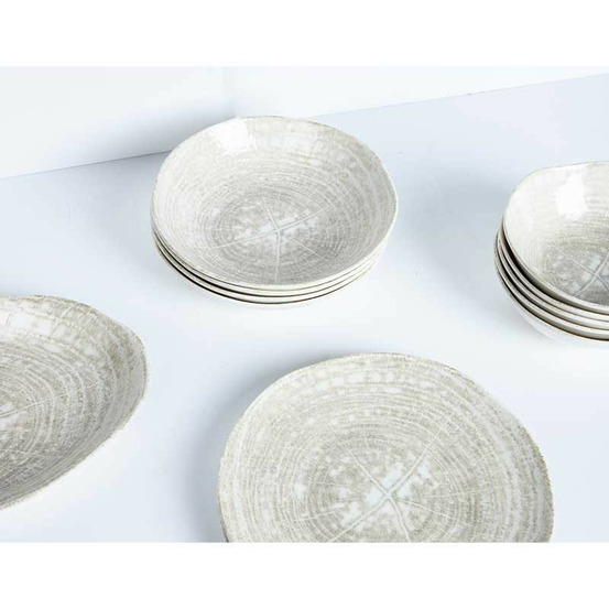 Assiette en porcelaine crème motif tranche d'arbre 28cm