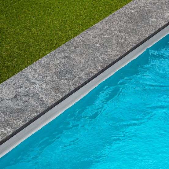 Margelle de piscine pierre d'asie grise 100x30x3 cm bord droit (à l'unité) - ro'ma nature