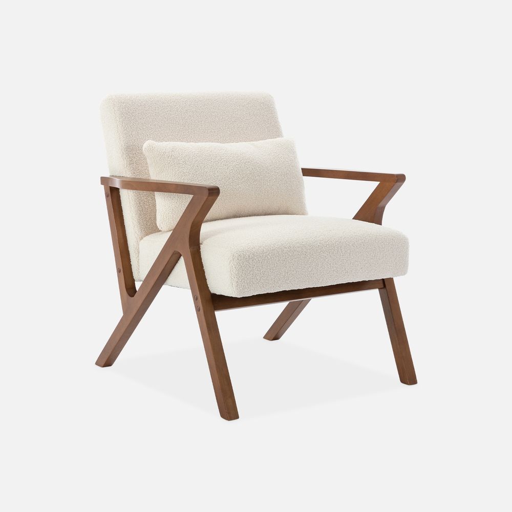 Fauteuil scandinave en bois d'hévéa et bouclette