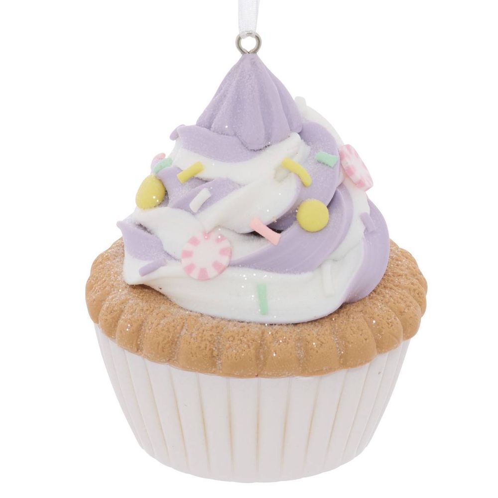 Suspension de sapin cupcake en résine pastel 9 cm
