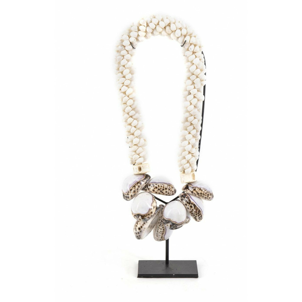 Sculpture collier coquilles blanc coquilles blanc - décoration d'autrefois