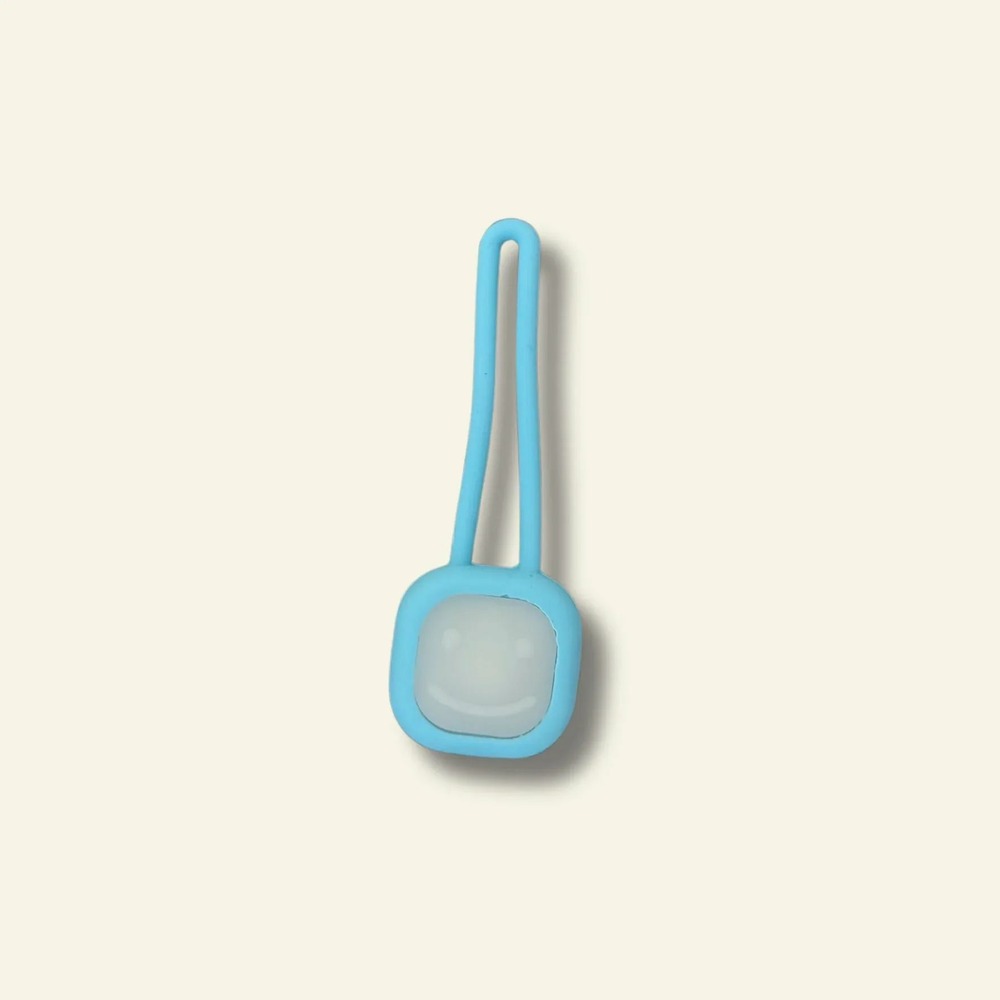 Pendentif led pour chien bleu pastel