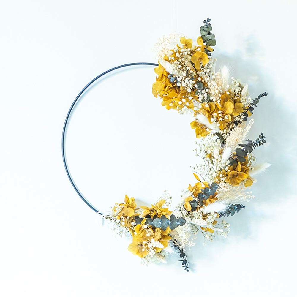 Couronne de fleurs séchées hortense d30cm