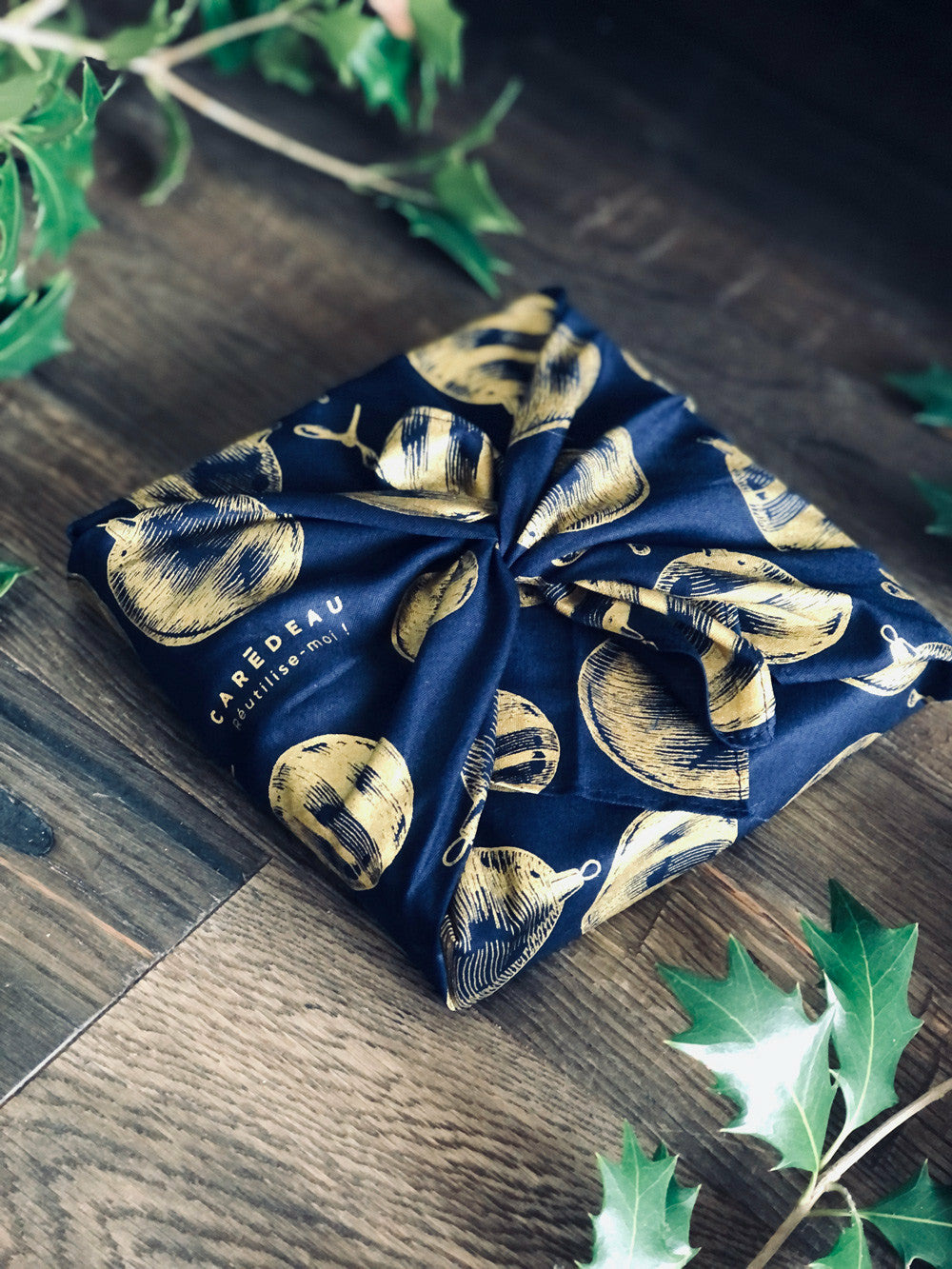 Matte 100% cotton collection monochrome : esprit de noel (taille s) 35x35 cm