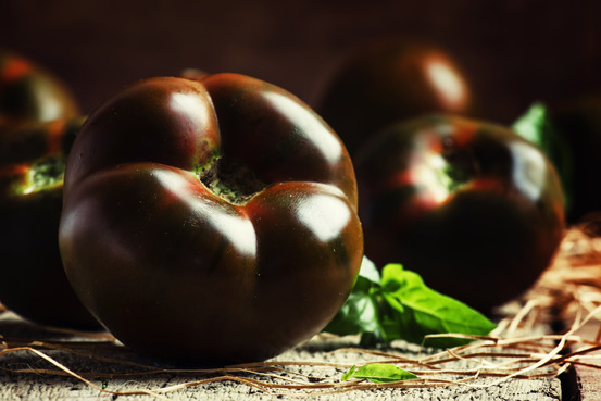 Sachet de graines de tomates noir de crimée - sachet de 0,2 grammes - petite entreprise française - made in france