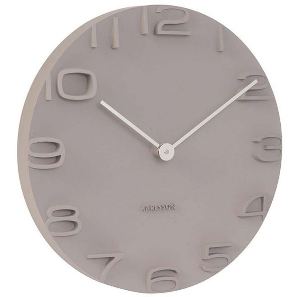 Horloge moderne avec aiguilles chromées on the edge gris