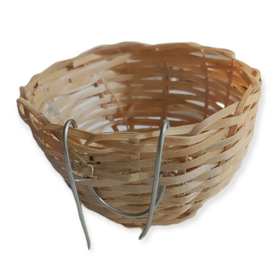 Nid pour canaris diamètre 10cm.