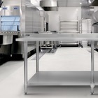Table de travail pour cuisine en inox - 210 cm