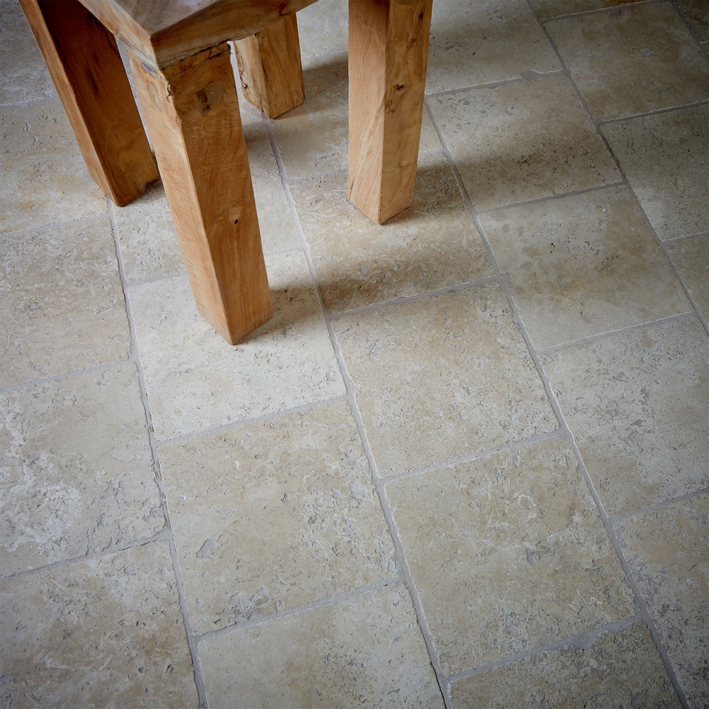 Travertin sol et mur beige mix 1er choix 20x20 ep. 10 mm (au m²)