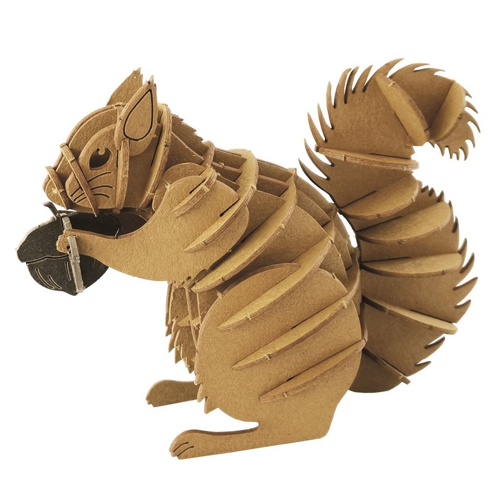 Maquette 3d en papier écureuil