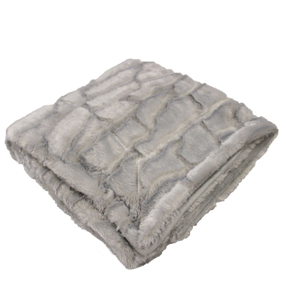 Plaid a poil doux collection ecaille