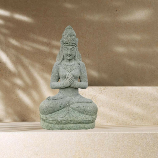 Statue déesse balinaise dewi fleur en pierre volcanique 80cm