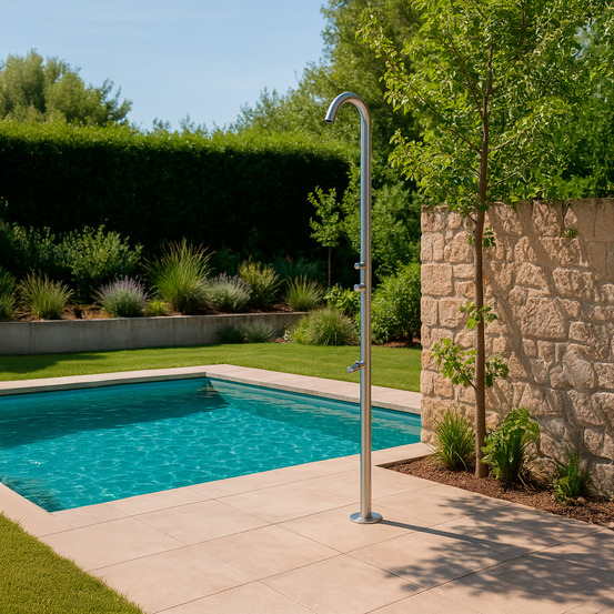 Douche piscine exterieure inox satinee 316 avec lavepieds acier et mitigeur