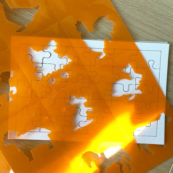 Kit puzzle vierge à personnaliser (30 pièces) + pochoir