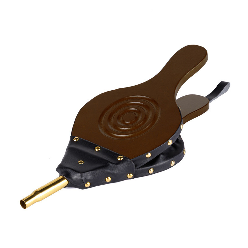 Soufflet à feu en bois marron