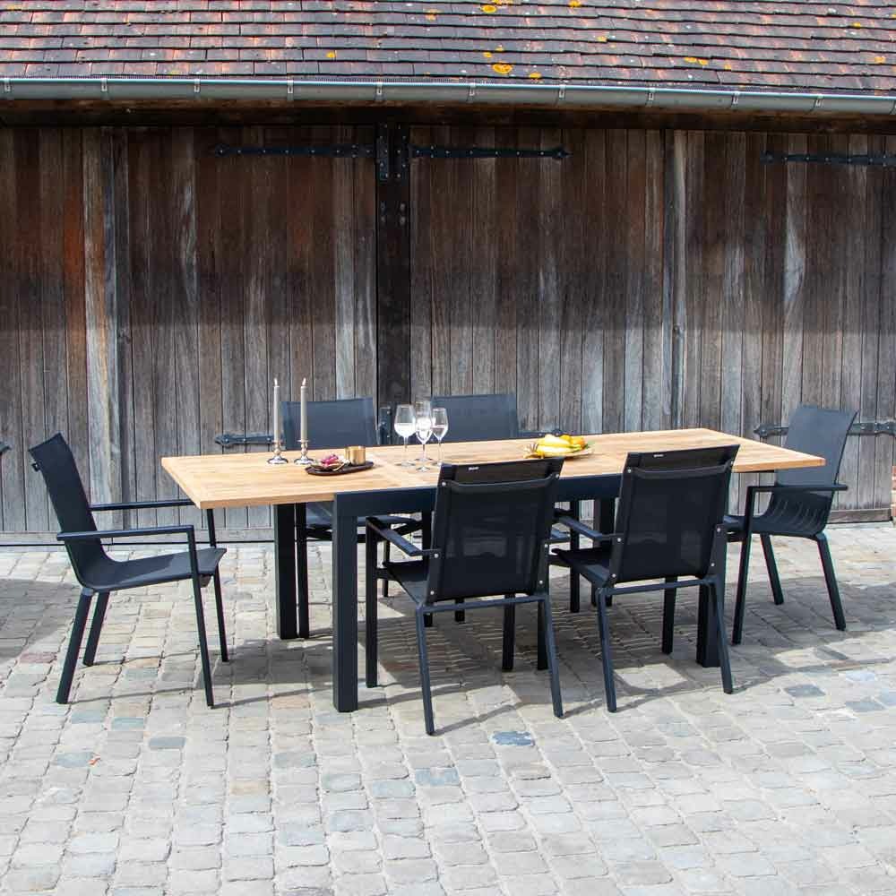Ensemble baliteck 6/10p en aluminium noir, plateau en teck avec 6 fauteuils