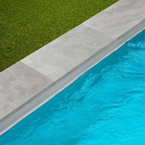 Margelle de piscine pierre de l'atlas gris 61x33x3 cm bord 1/2 rond (à l'unité) - ro'ma nature