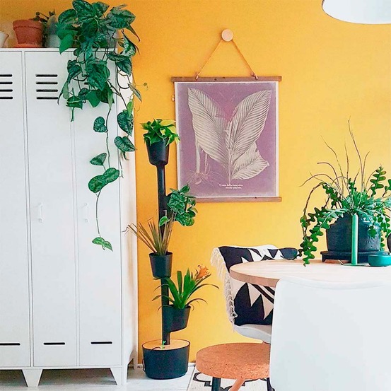 Jardinière verticale citysens, couleur noire, avec 4 pots, smart kit et bois teka.