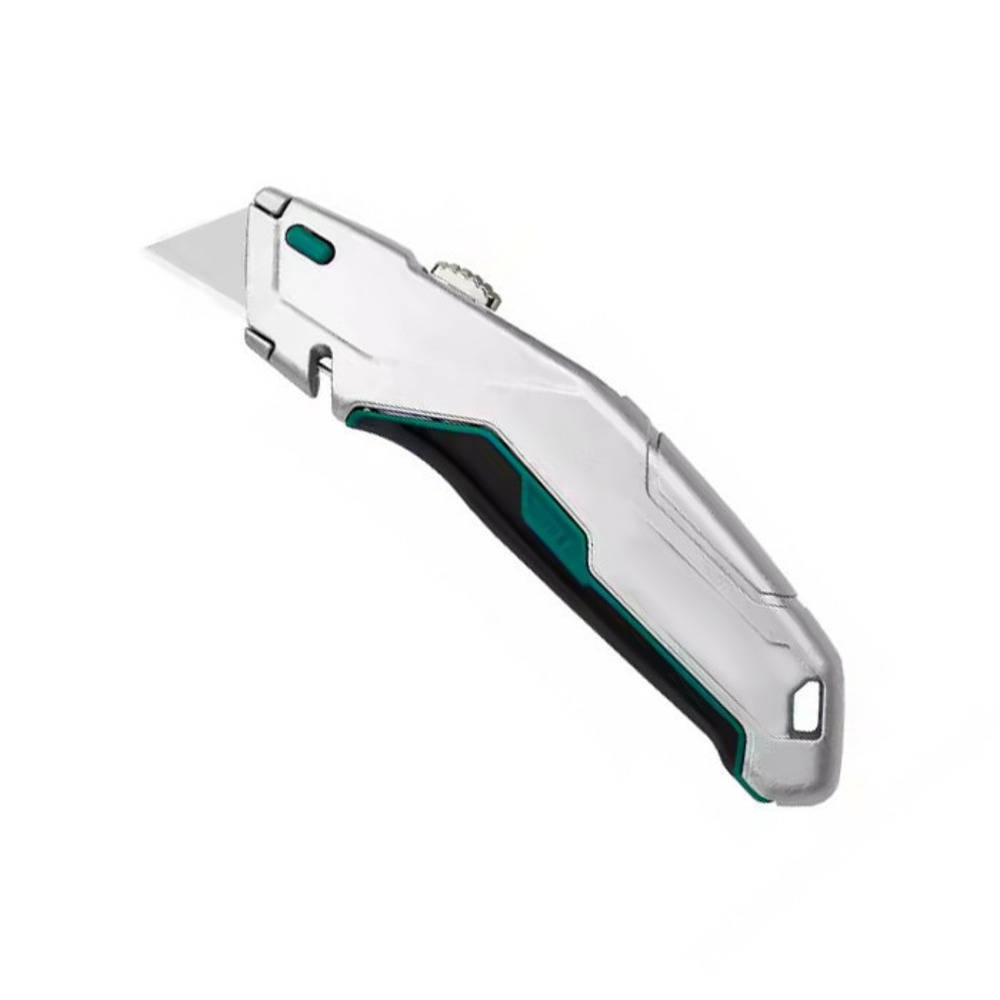 Cutter pour gazon synthétique