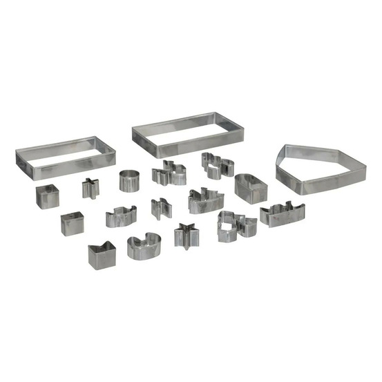 Lot de 18 emporte-pièces