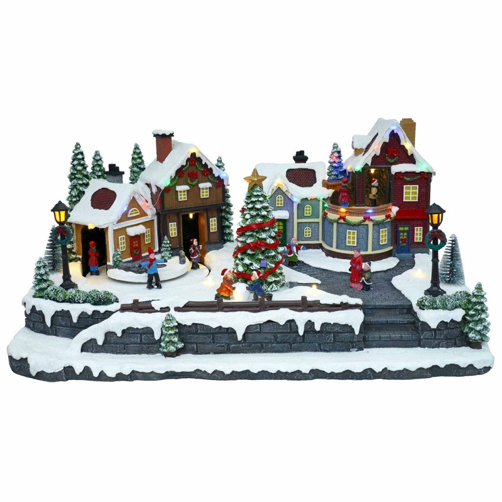 Village de noël lumineux, musical et animé rue piétonne et son sapin