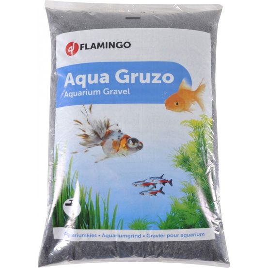 Gravier noir. 8 litres environ 9kg. Pour aquarium.