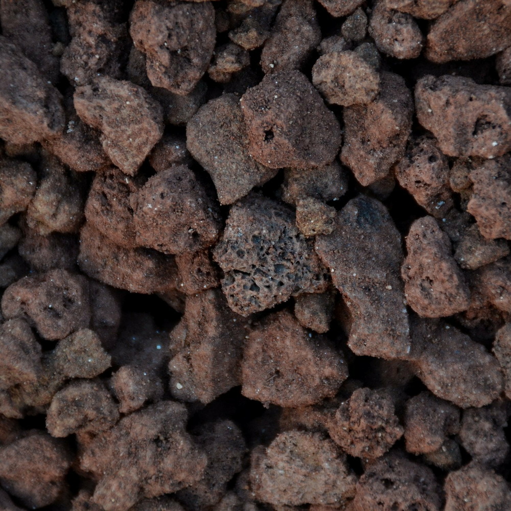 10 sacs de +/- 20l gravier pouzzolane 12/20