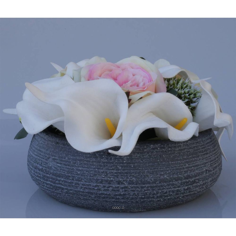 Composition De Fleurs Artificielles, Pot Lesté En Ciment, Pour Une Parfaite Tenue
