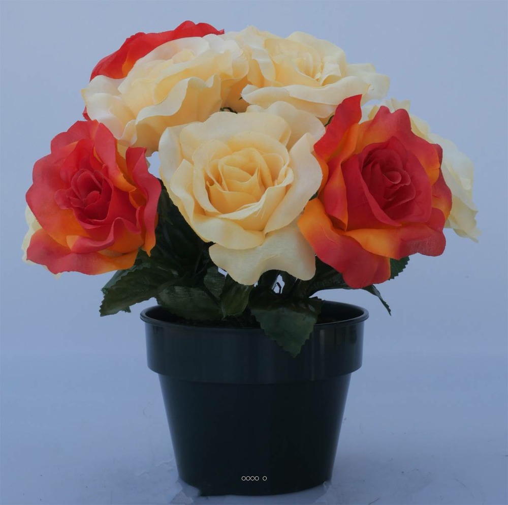 Composition fleurs artificielles cimetière pot roses h25 cm d28 cm