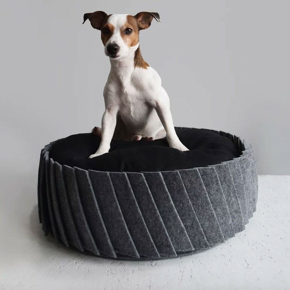 Cirse - lit design pour petit chien / chat en feutre gris et coussin noir