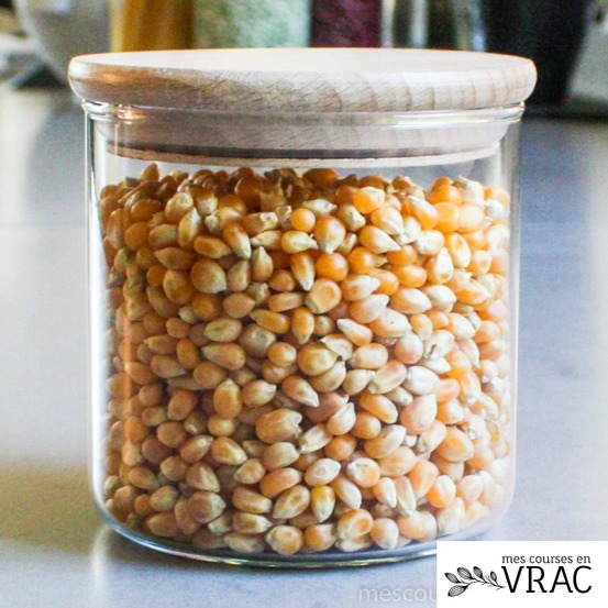 Bocaux en verre avec bouchon bois