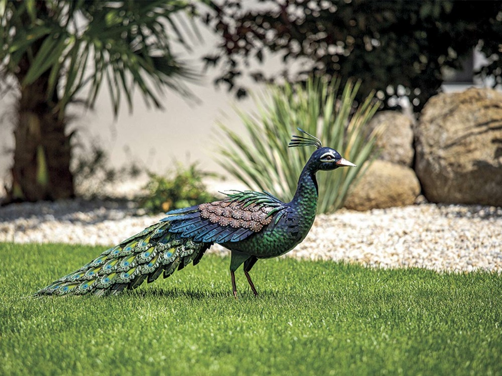 Paon décoratif stylisé en acier pour jardin