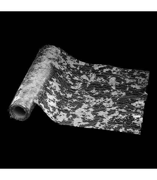 Chemin de table maillage argent et déco argenté 28 x 500 cm