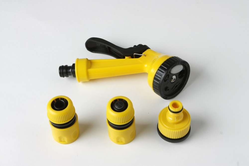 Set pistolet d'arrosage 5 jets + 3 raccords 12.5-15 mm